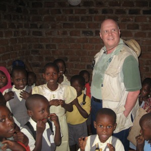 Christopher-Buck_Visit-to-Uganda-Schools_Humanity-Healing